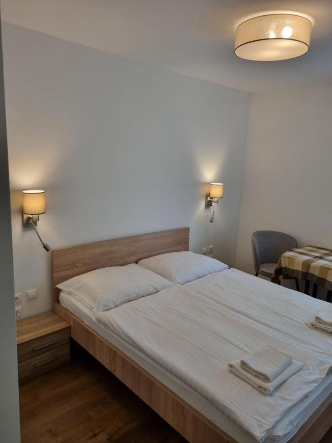 Adam Apartmanhaz Siofok Room photo