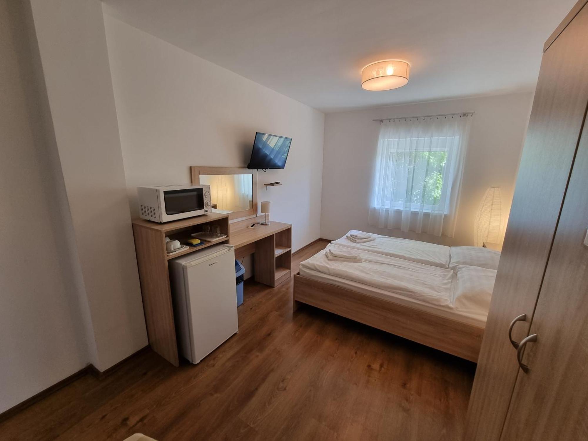 Adam Apartmanhaz Siofok Room photo